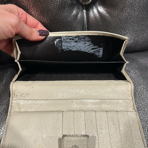 Gucci Wallet - Picture 6 of 8